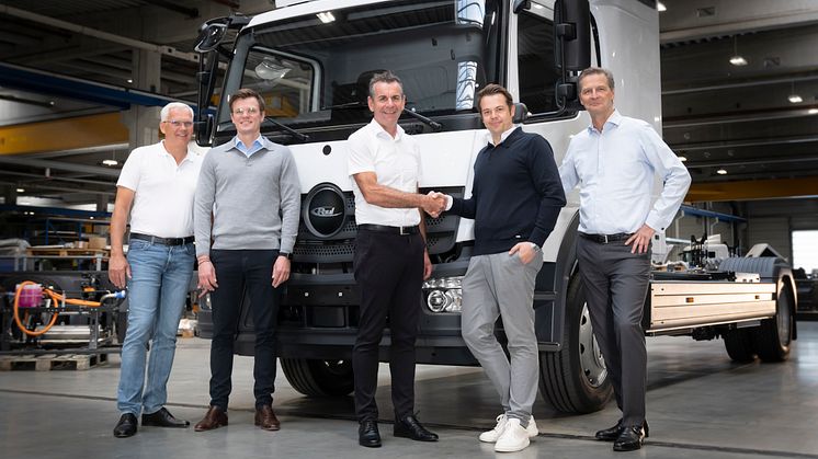 Hoyer und Paul Group gehen strategische Partnerschaft ein
