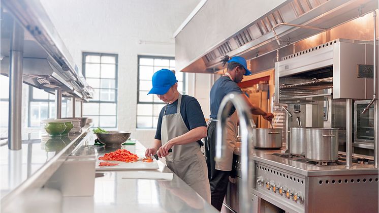 Tork lanserar ny expertguide för att effektivisera restauranger