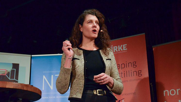 Gjenbruk gjerne fra vårt veikart, oppfordret daglig leder Katharina Th. Bramslev, på kick-off for kunst- og kultursektorens grønne veikart. Foto: Virke/Erika Bruun
