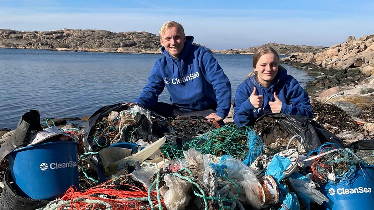 Mikaela, Lukas after cleanup Ulebergshamn 2022