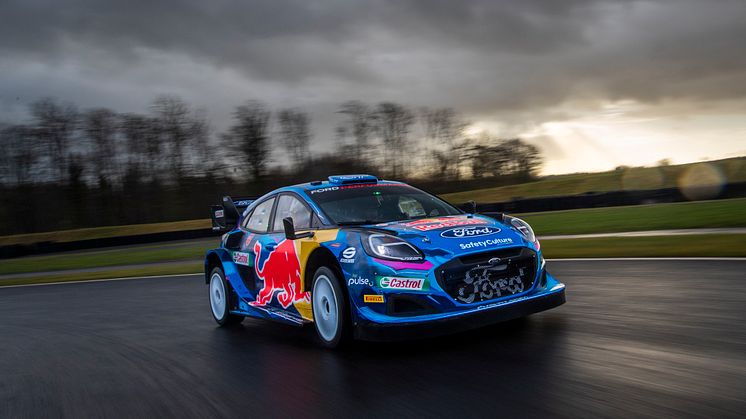 1365_DG_Ford_Rally1_23