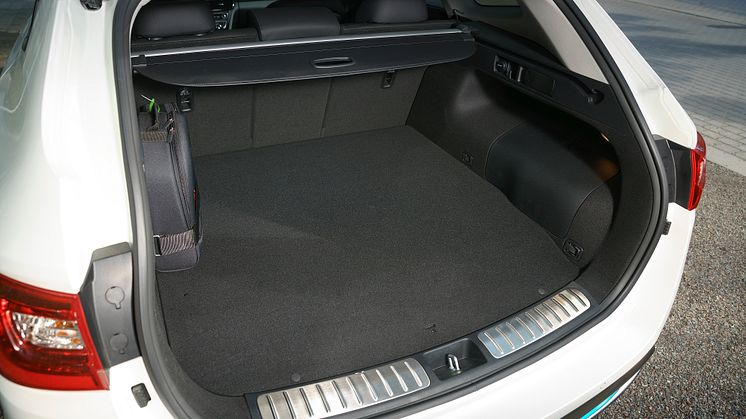 OptimaSwPHEV_bagage