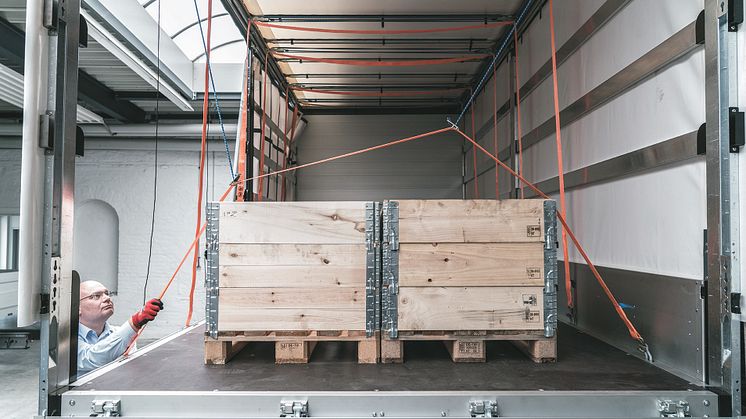 Gurtliftsystem HESTAL CargoMaster_© F. Hesterberg & Söhne GmbH & Co. KG