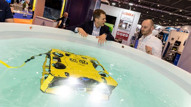 Oi - Demonstrations at Oceanology International