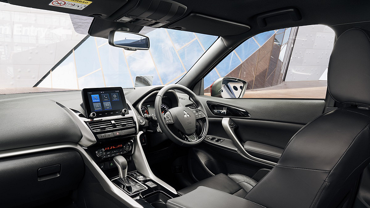Eclipse Cross interør RHD