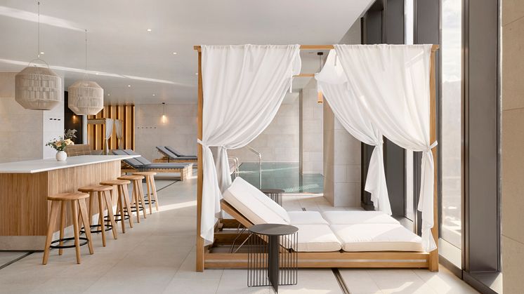 spa-overview-with-sunbed-clarion-hotel-karlatornet.jpg