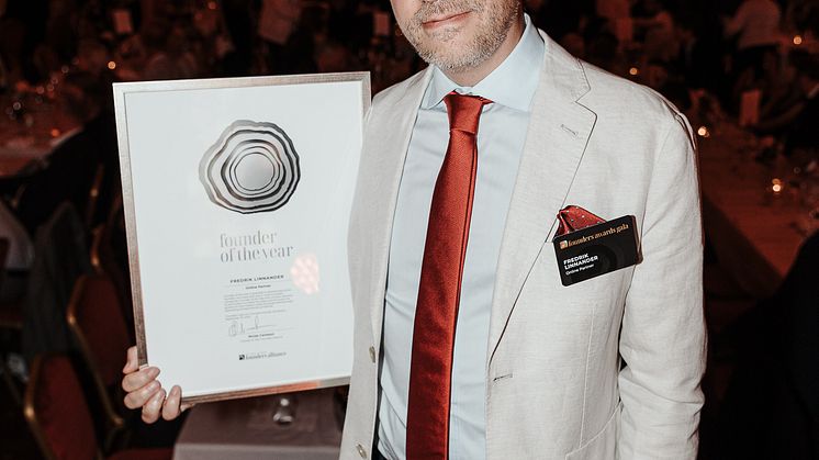 Fredrik Linnander, founder of Online Partner, received the Growth Rings in Silver for the global award Founder of the Year category Small Size Companies at the Founders Awards Gala held at Grand Hôtel in Stockholm on September 20.