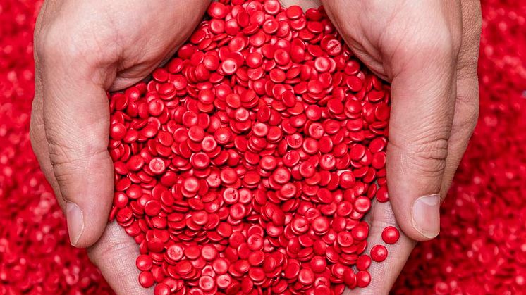 Hochwertige Compounds, Ausgangsprodukt für die Kunststoff verarbeitende Industrie