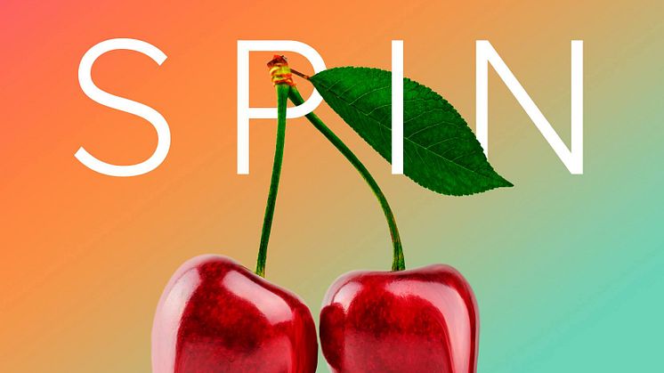 Free Spin är en sann berättelse om att förlora allt. Och om den skrämmande utvecklingen av spelbolagens framfart i Sverige. 