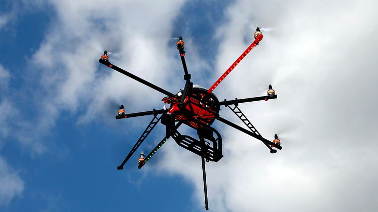 Flugdrohnen gewinnen auch im professionellen bereich an Bedeutung. Foto: SIGNAL IDUNA 