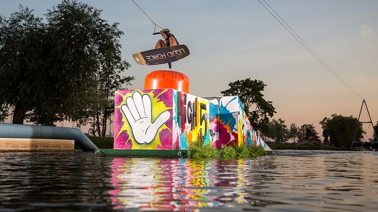 Wakeboard på Allt för sjön – två av sportens stjärnor visar och lär ut