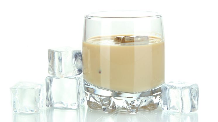 moestue-negrita-rum-cream-om-the-rocks-hr (kopia)