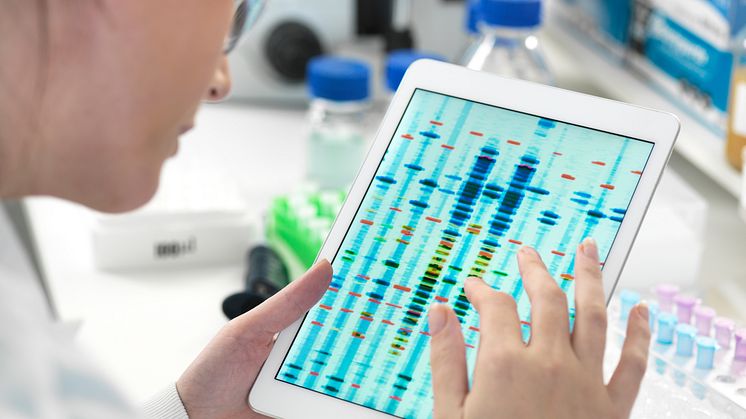 In his thesis Jacob Lewerentz has investigated how cells turn independent and has developed computer software for new sequencing technologies that produce long DNA-readings. Photo: Johnér Bildbyrå AB