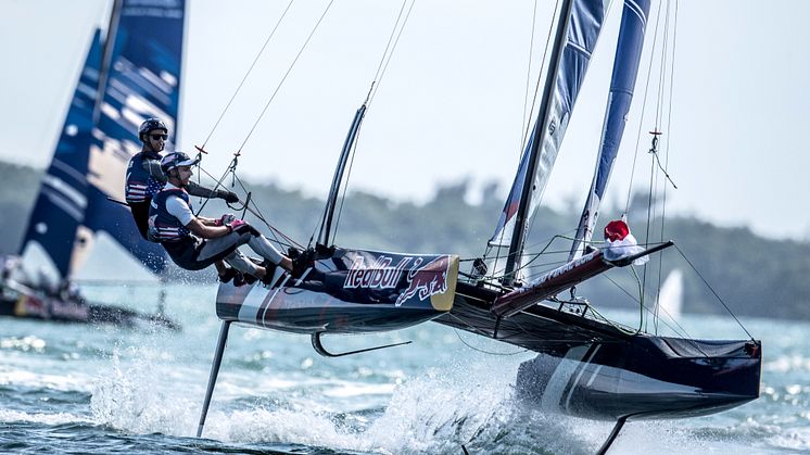 Hi-res image - YANMAR - YANMAR stepped up its support for the Red Bull Foiling Generation World Finals in November in Miami, Florida, this year – a global high-performance hydrofoil racing tournament for 16 to 20 year olds