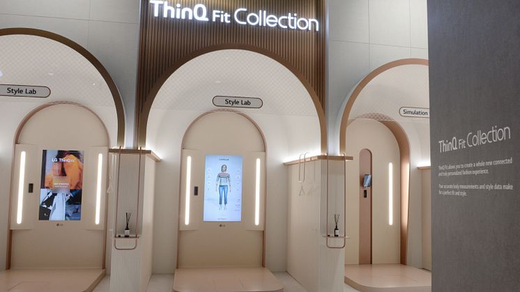 VIRTUELT PRØVERM: I ThinQ Fit Collection lages det en virtuell avatar av deg, som kan prøve på klær. Du for også forslag til hvor disse kan kjøpes. 