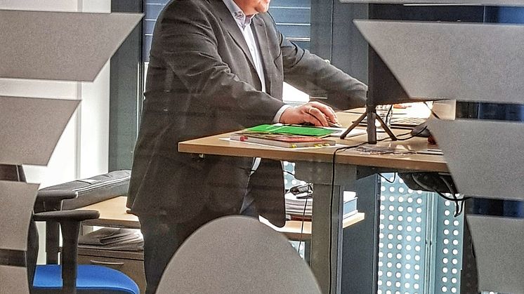 Immer am Puls der Zeit und im Austausch mit den Webinar-Teilnehmern: Carsten Janiec, Leiter Vertriebsmanagement Brandschutzsysteme bei DOYMA