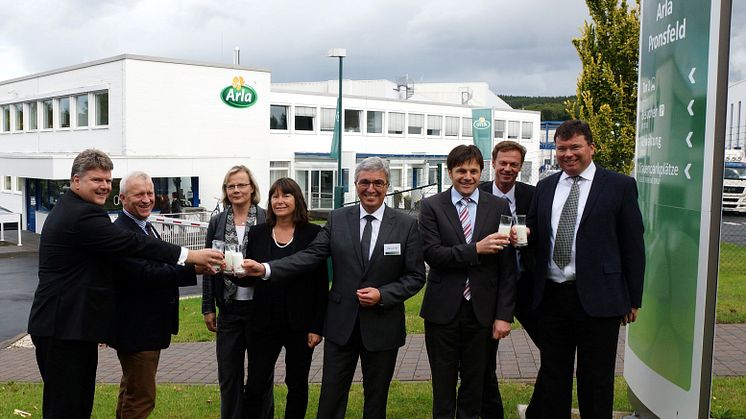 Vertreter der Landesregierung Rheinland-Pfalz besuchen Arla-Niederlassung Pronsfeld