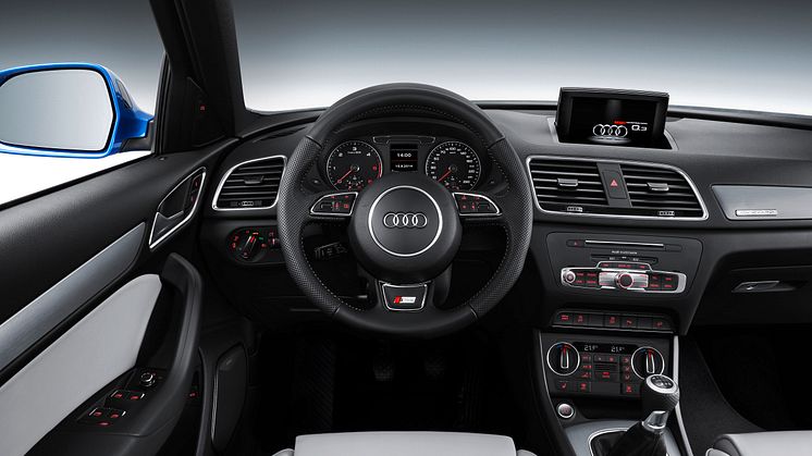 Q3 interior