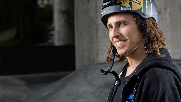 Garmin® præsenterer sponsoraftale med den professionelle skiløber og  to gange guldvinder af X Games Henrik Harlaut