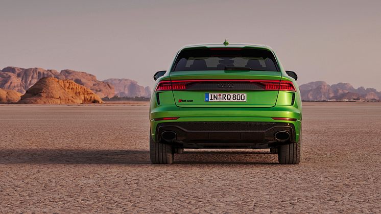 Audi RS Q8 (Javagrøn)