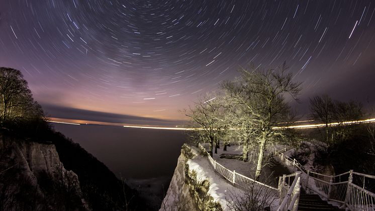 Rügen: Kreidefelsen, Königsstuhl bei Nacht im Nationalpark Jasmund auf der Insel © DZT / Deutschland abgelichtet Medienproduktion