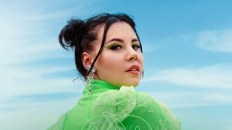 EP. Dear Sara släpper personliga debut-EP:n “I’m Not That Sad” - en skiva med stora ljudlandskap ackompanjerade av en unik röst