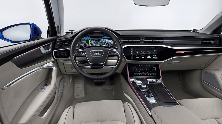 Audi A6 Avant (sepang blue) cockpit