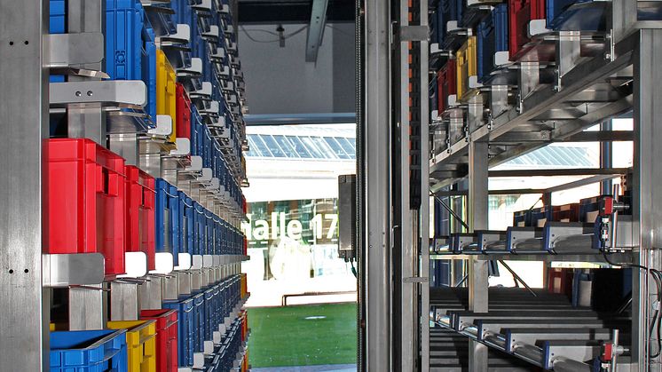 Das automatisierte Kommissionierlager im Intralogistiklabor.