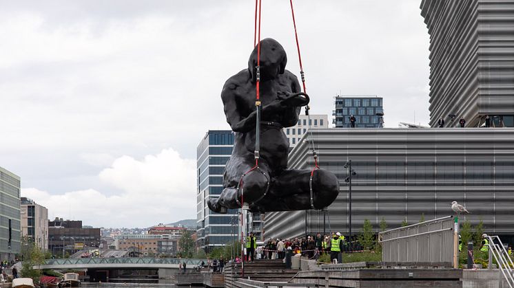 The Mother by Tracey Emin coming home in Oslo