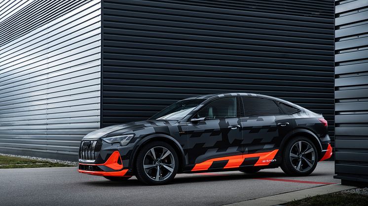 Audi e-tron Sportback S i design camouflage