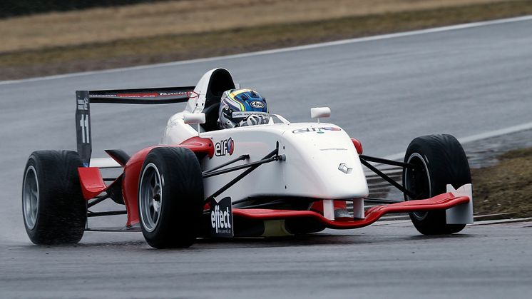 Intressant premiär för nya Formel Renault 1,6