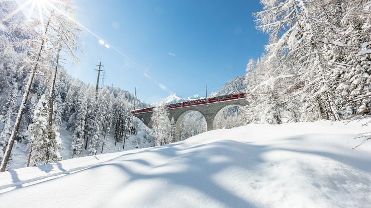 Bernina Express auf der Albulalinie, Graubünden (c) Andreas Badrutt