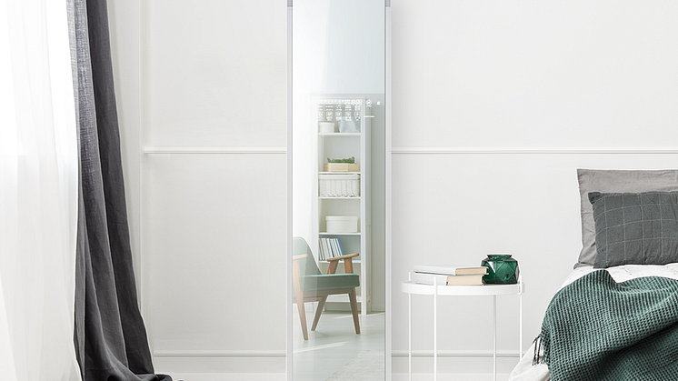 LG Styler med spejlfront