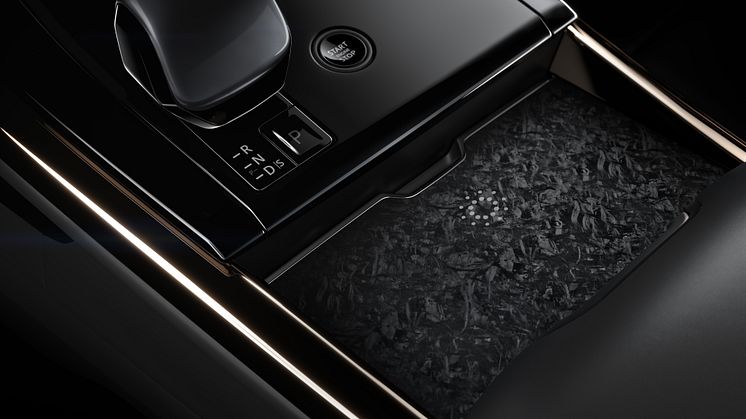 RRS_SV_25MY_03_Celestial_Theia_Ebony_Ecru_Windsor_Leather_Shifter_260624.jpg