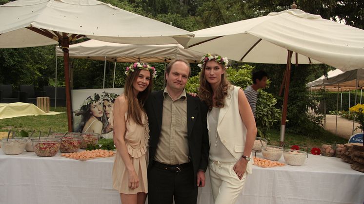 Midsommarfirande på restaurang Bagatelle i Paris