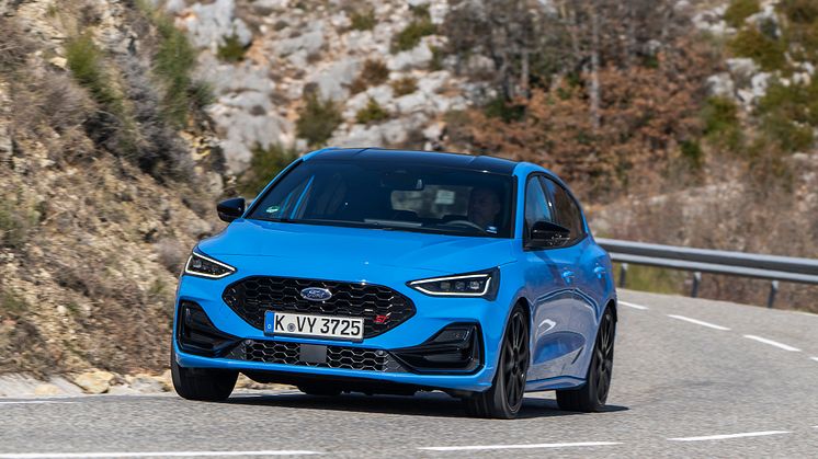2024_FORD_FOCUS-ST_50.jpg