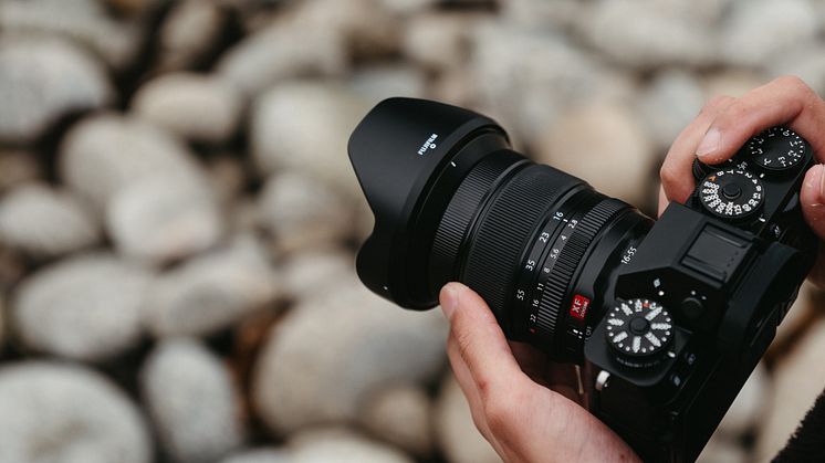 XF16-55mm-II_withpeople_01.jpg