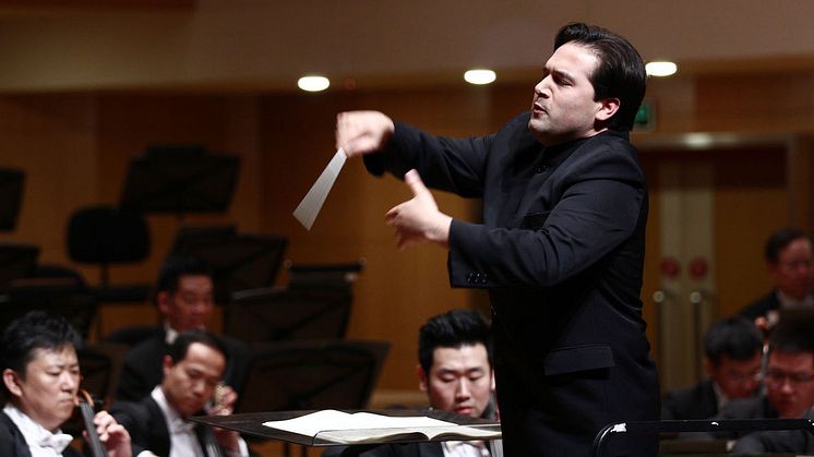 Robert Trevino är dirigent vid MSO:s Mahlerkonserter 28 och 29/9 