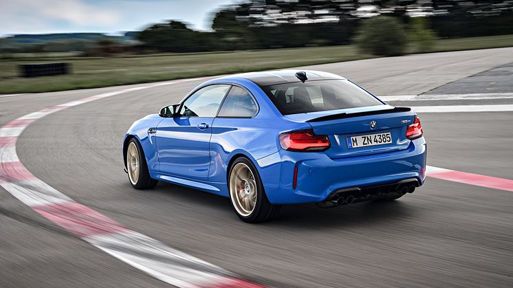 Nya BMW M2 CS 