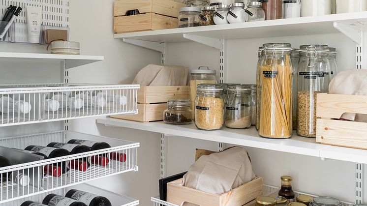 3 Elfa_Pantry_Interior_Click-in_system_Classic_2022_06_8648.jpg