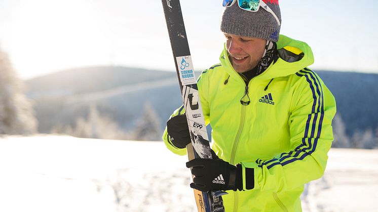Skimarathon-Spezialist Toni Escher als Guide für das Winterabenteuer Stoneman Miriquidi on Snow
