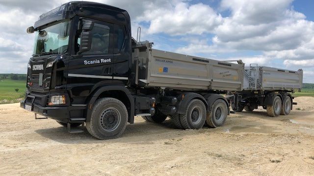 Das Multitalent für den Bau: der Scania G 450 XT als 6x4-Kipper.