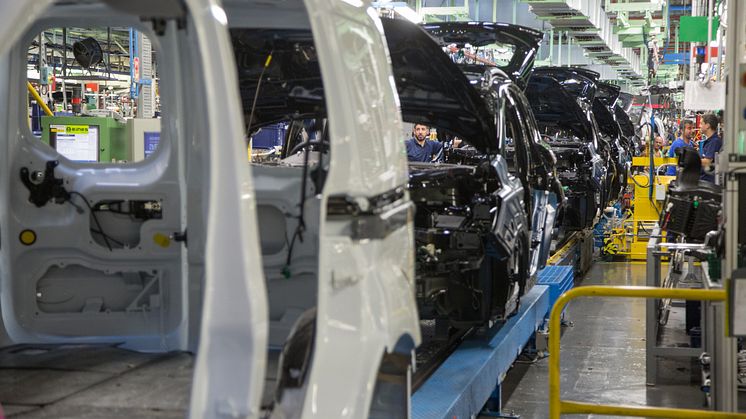 2016_Discover_SUV_3639