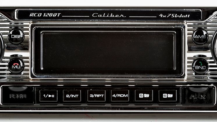 Matcha retro-bilen med retro-radion från Verktygsboden