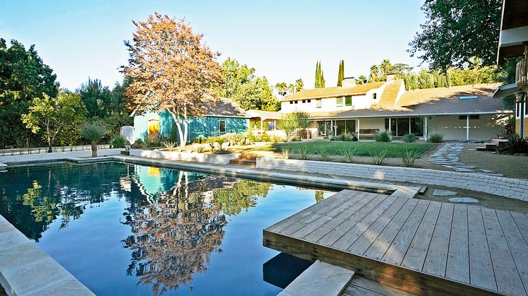 FASHION PHOTOGRAPHER AND DESIGNER CREATE CARIBBEAN-INSPIRED HOME IN LOS ANGELES