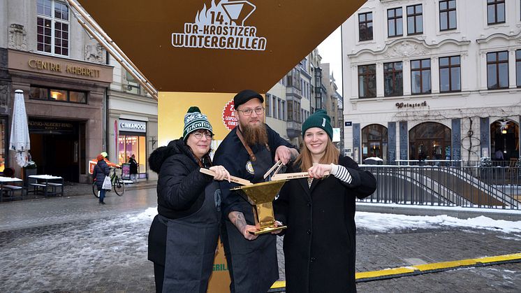 Das Ur-Krostitzer Team freut sich auf das 14. Wintergrillen in Leipzig - Foto: Elli Flint 