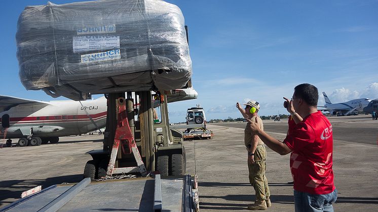 Logistikeksperter indsat i hjælpearbejdet efter tyfonen Haiyan
