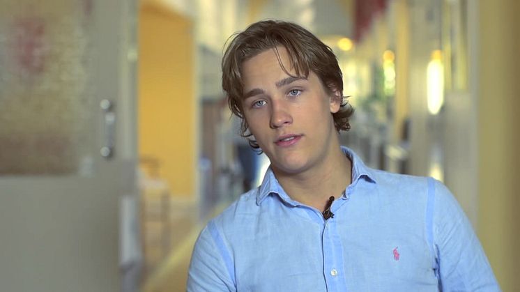 William berättar om hur han fick hjälp med ryggskada