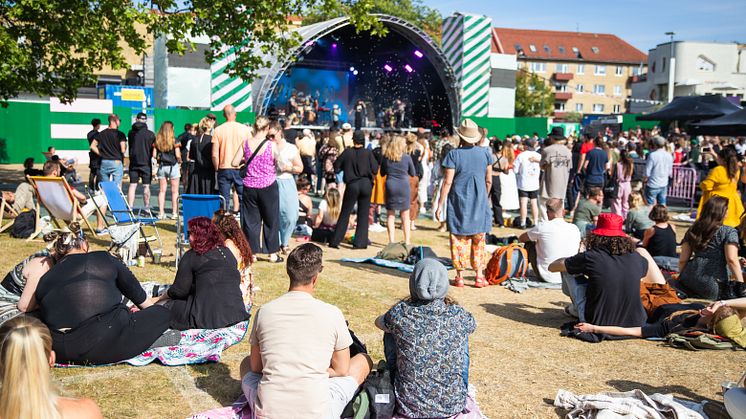 Folkets parks stora scen under konsert 9 juni 2023