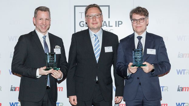 Tobias Kempas, Richards Wessman och Håkan Borgenhäll vid Global IP Awards.